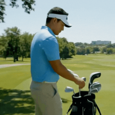Consistent golfer vs adaptable golfer comparison on the course